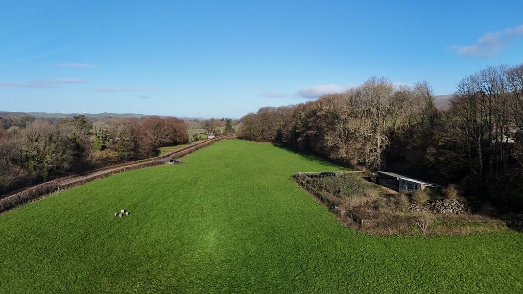 Main image of property: LAND AND OUTBUILDINGS, NEAR KIRKBY LONSDALE, LA6 2SE
