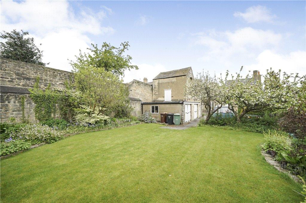 4 bedroom semidetached house for sale in High Street, Boston Spa