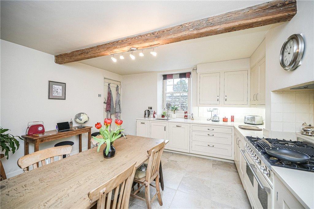 4 bedroom end of terrace house for sale in High Street, Boston Spa