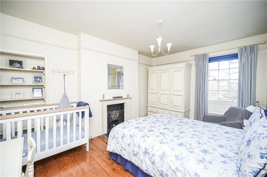 4 bedroom end of terrace house for sale in High Street, Boston Spa
