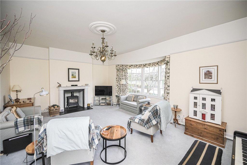 4 bedroom end of terrace house for sale in High Street, Boston Spa