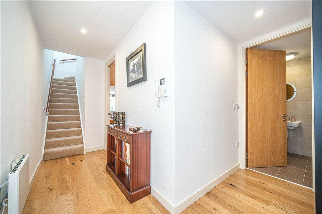 2 bedroom apartment for sale in Linton Springs, Sicklinghall Road