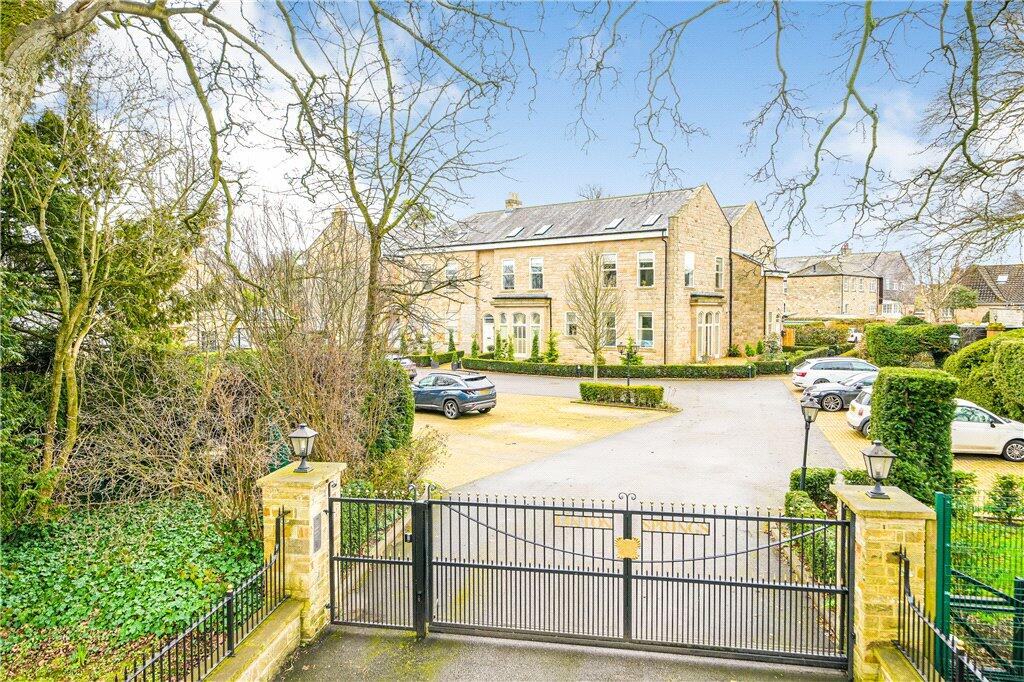 2 bedroom apartment for sale in Linton Springs, Sicklinghall Road