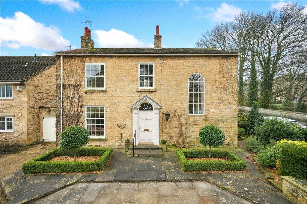 3 bedroom detached house for sale in High Street, Boston Spa, Wetherby, West Yorkshire, LS23
