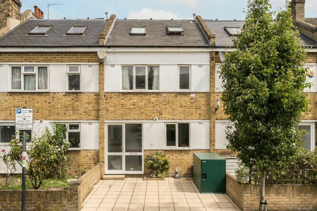 3 bedroom house for sale in Ravenswood Road, Balham, SW12