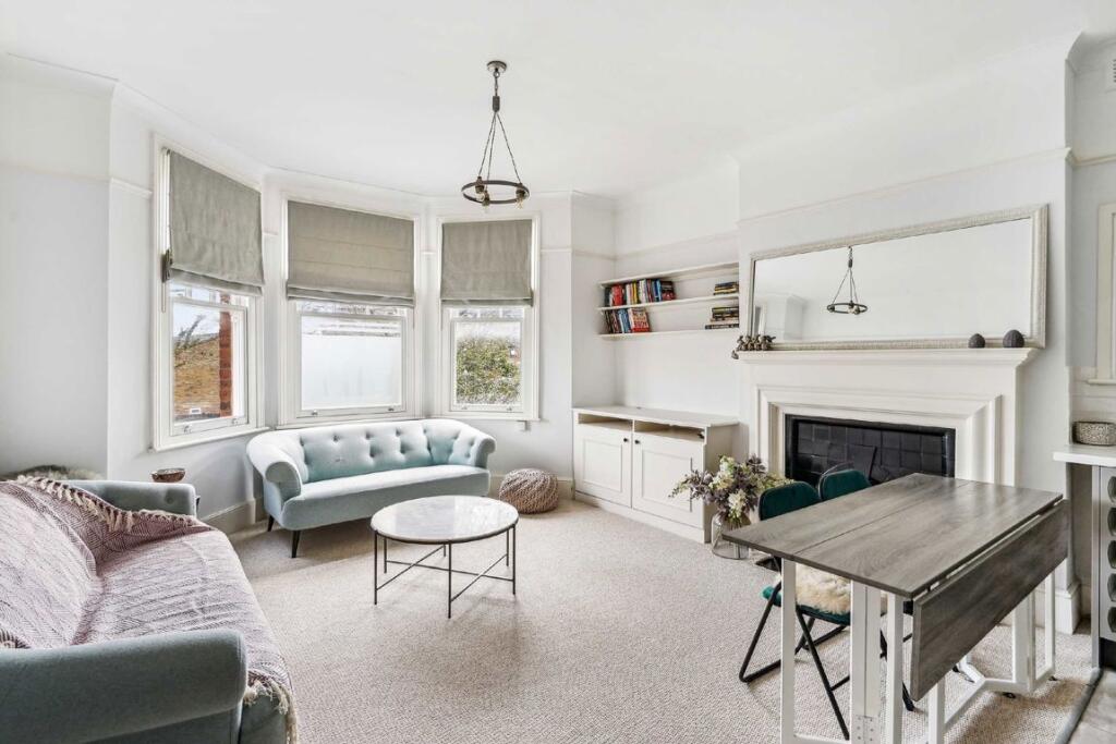 Main image of property: Bedford Hill, Balham