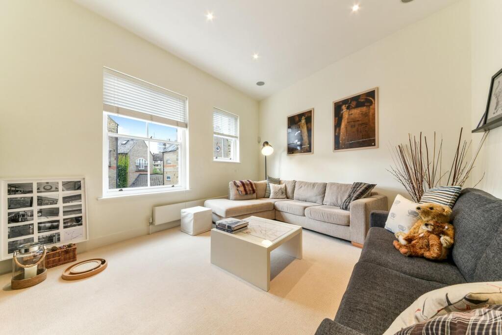 Main image of property: New Crane Place, London, E1W