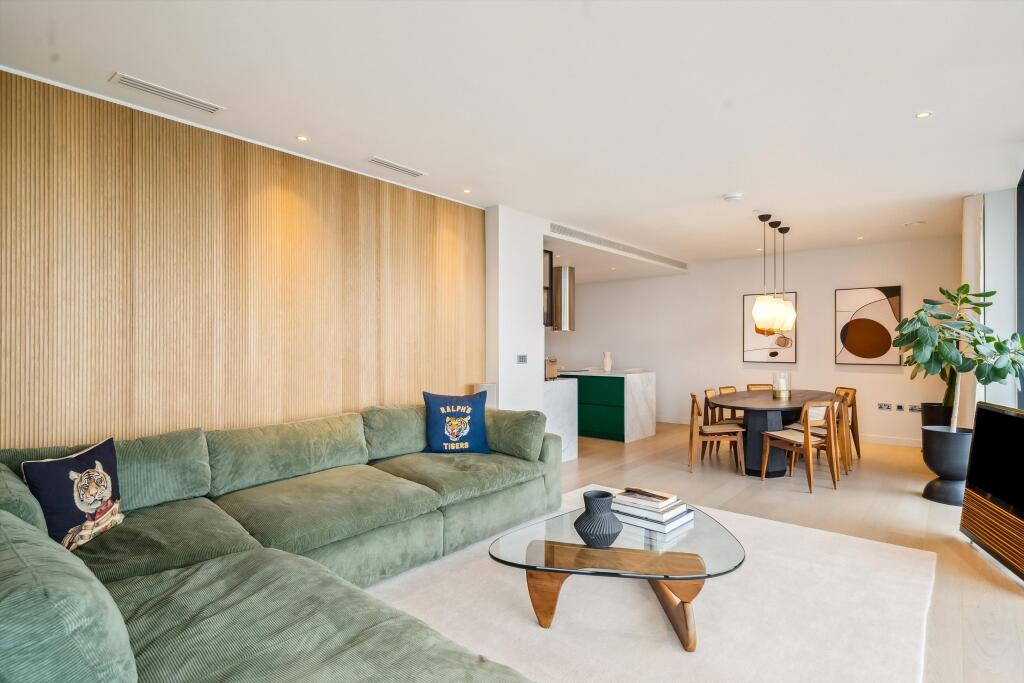 Main image of property: Wards Place, London, E14