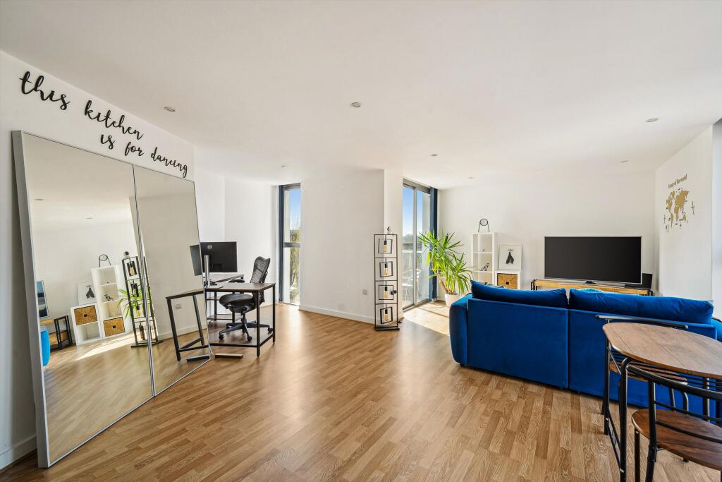 Main image of property: Queen Of The Isle Apartments, East Ferry Road, London, E14