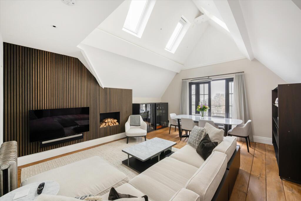 Main image of property: Frognal Gardens, London, NW3