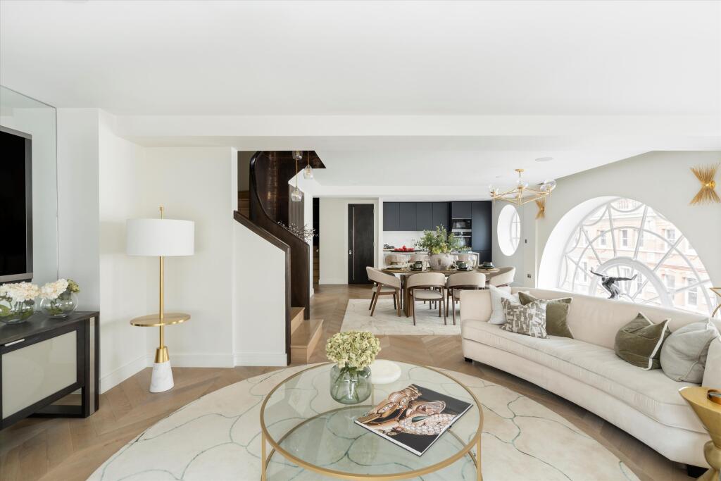 Main image of property: Southampton Street, Covent Garden, WC2E
