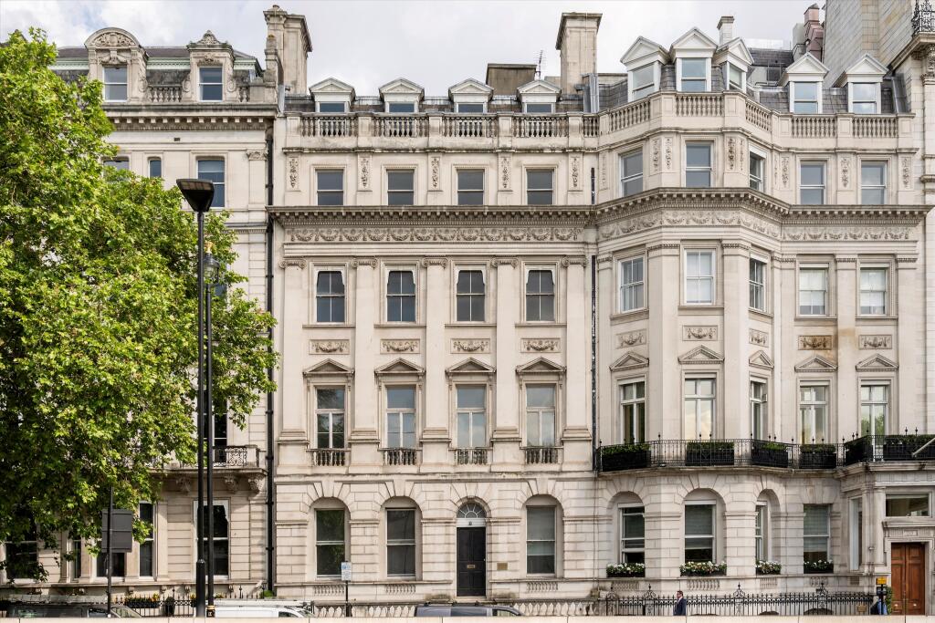 Main image of property: Piccadilly, Mayfair, London, W1J