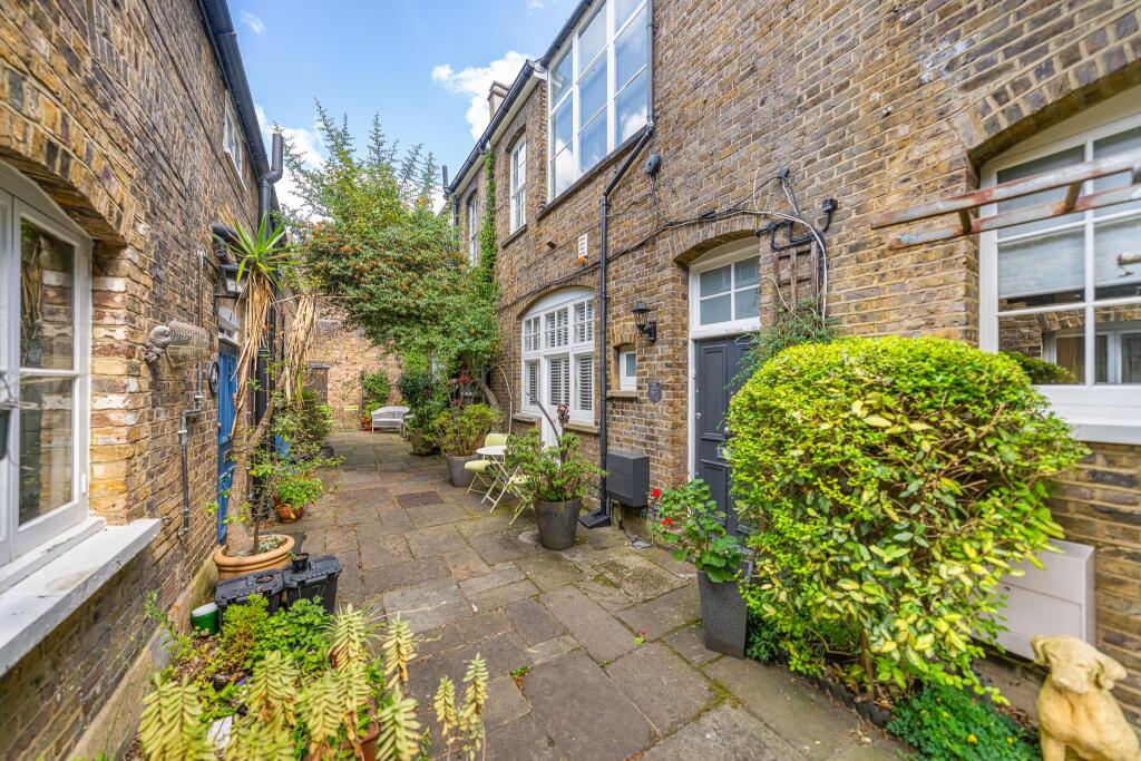 Main image of property: Clifton Hill, St John's Wood NW8