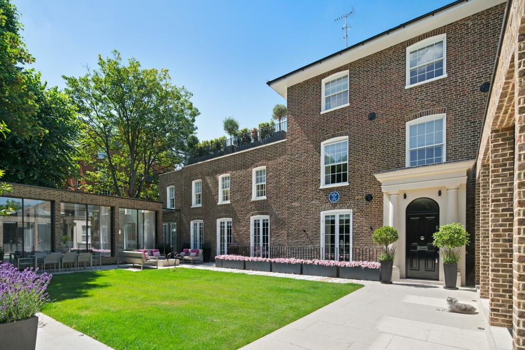 6 bedroom semi-detached house for sale in Melina Place, St John's Wood, London, NW8