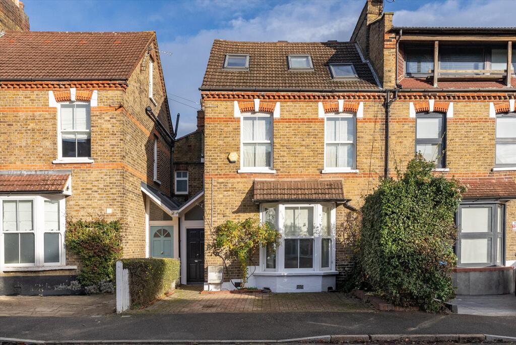 Main image of property: Courthope Villas, London, SW19
