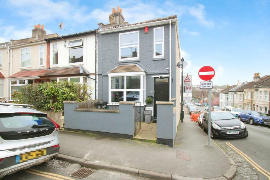 3 bedroom terraced house for rent in Stanbury Road - Victoria Park , BS3
