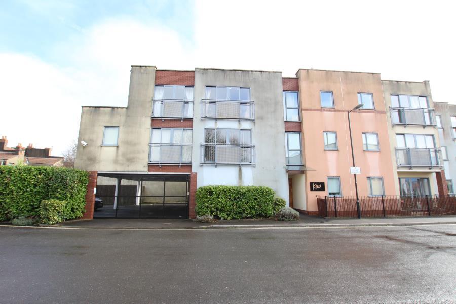 Main image of property: Myrtle Street - Southville