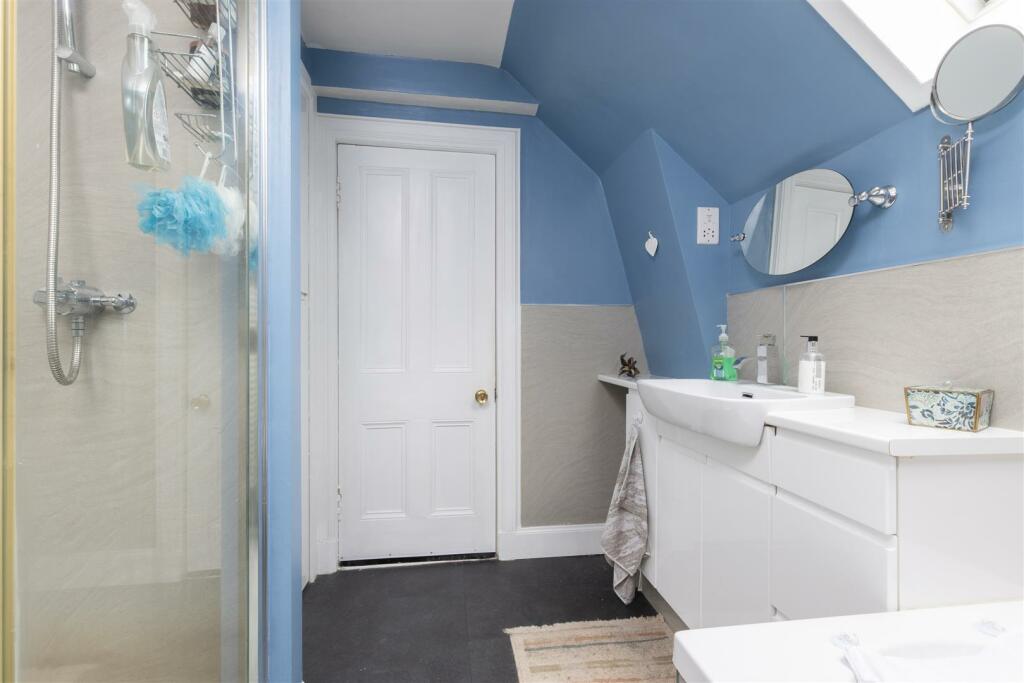 3 bedroom house for sale in Crieff Road, Perth, PH1