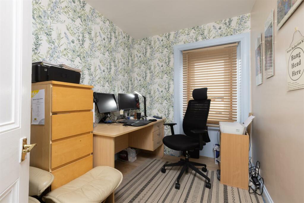 3 bedroom house for sale in Crieff Road, Perth, PH1