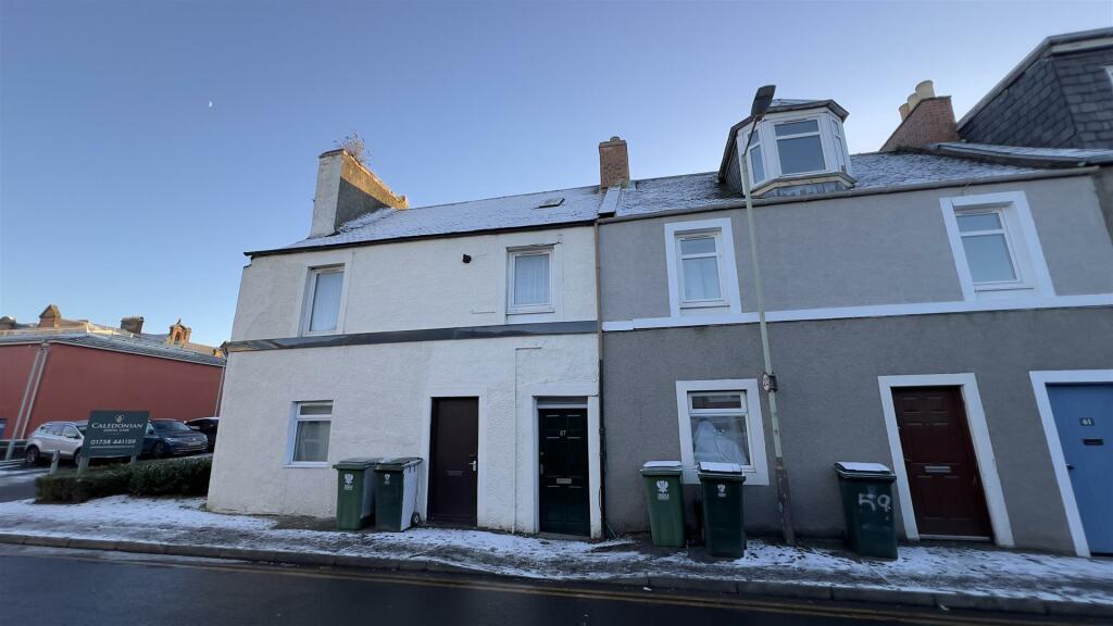 3 bedroom flat for sale in Kinnoull Causeway, Perth, PH2