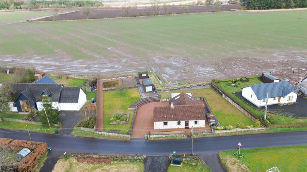 2 bedroom bungalow for sale in Rowanbank, Collace, Perth, PH2