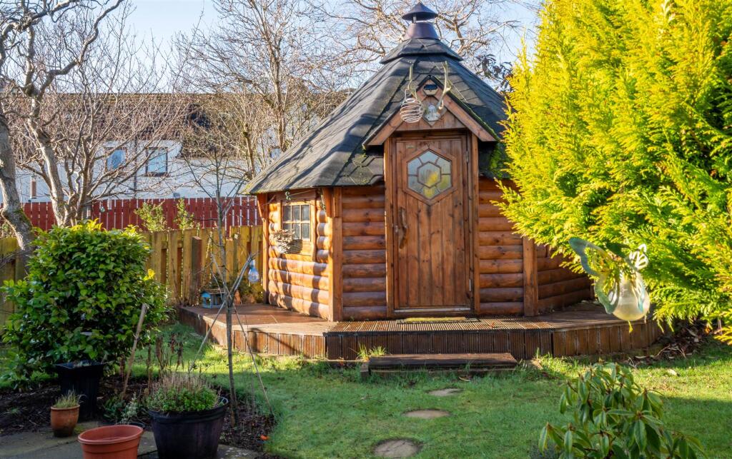 Additional property image - Kinnell Gardens, Friockheim, Arbroath