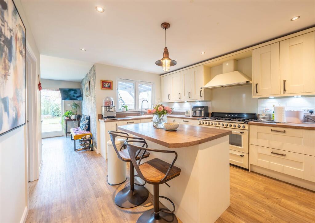 Additional property image - Kinnell Gardens, Friockheim, Arbroath