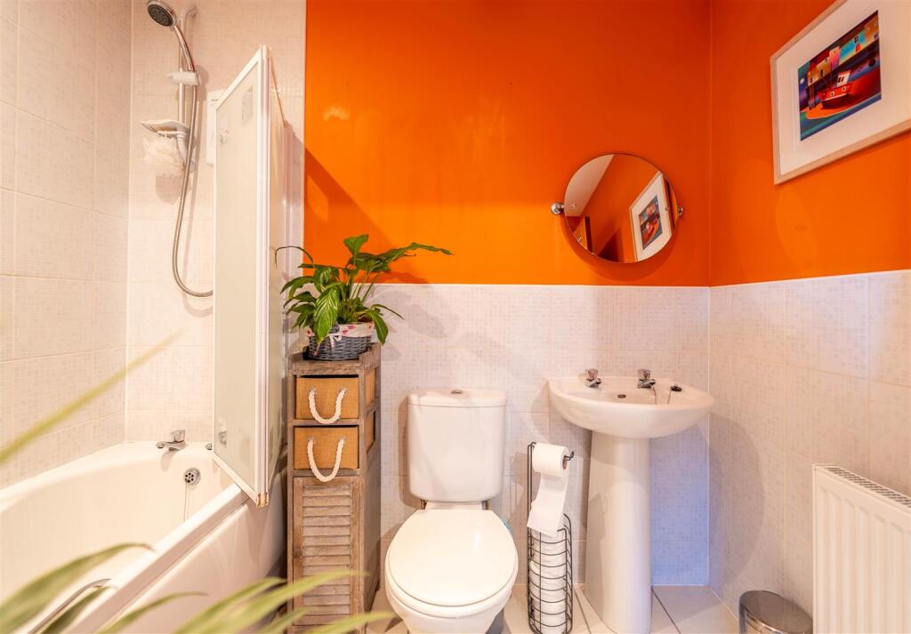 Additional property image - Kinnell Gardens, Friockheim, Arbroath