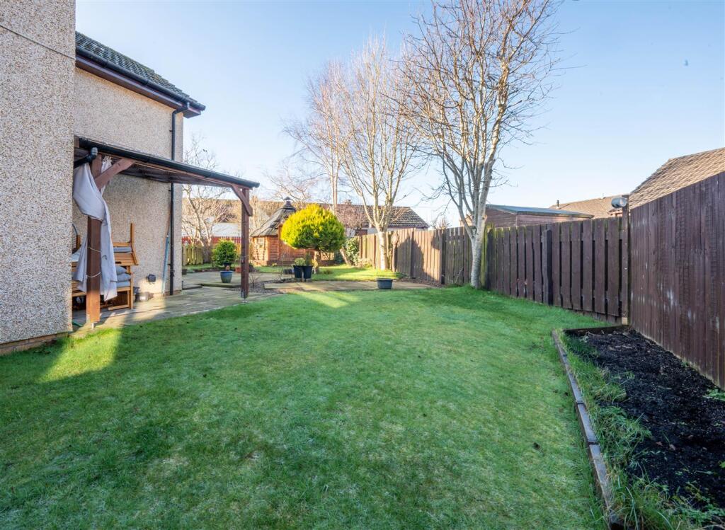 Additional property image - Kinnell Gardens, Friockheim, Arbroath