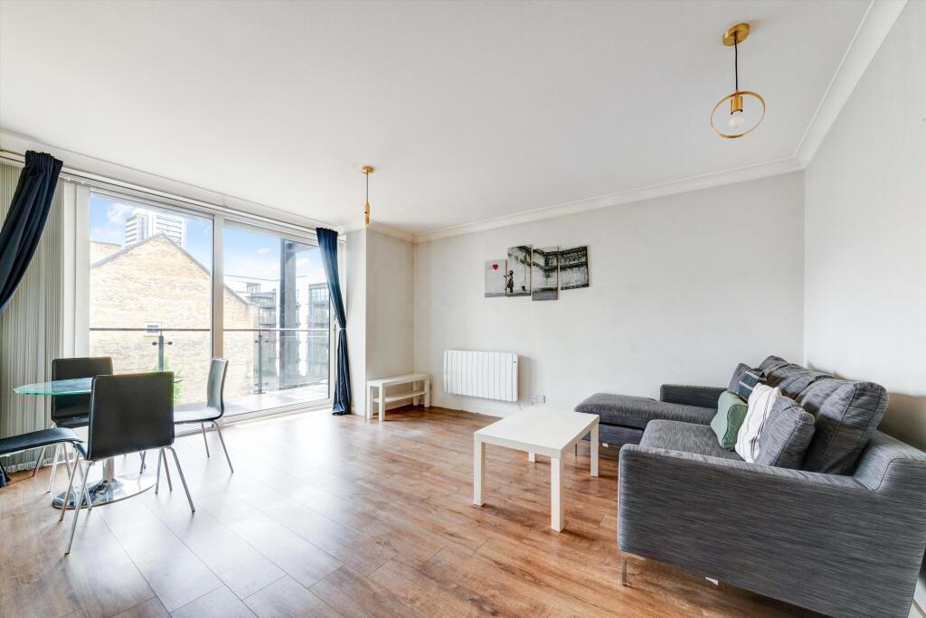 Main image of property: Boardwalk Place, Canary Wharf, London, E14