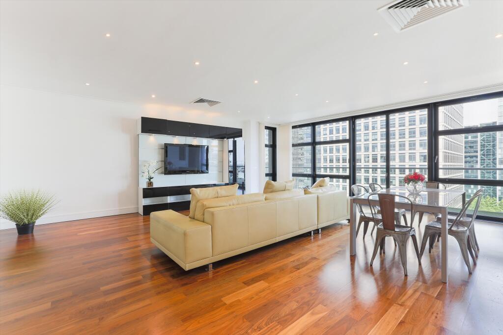 Main image of property: Discovery Dock Apartments West, South Quay Square,  London, E14