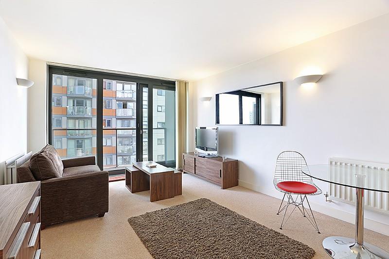 Main image of property: Elektron Tower, Blackwall Way, Nr Canary Wharf, London, E14