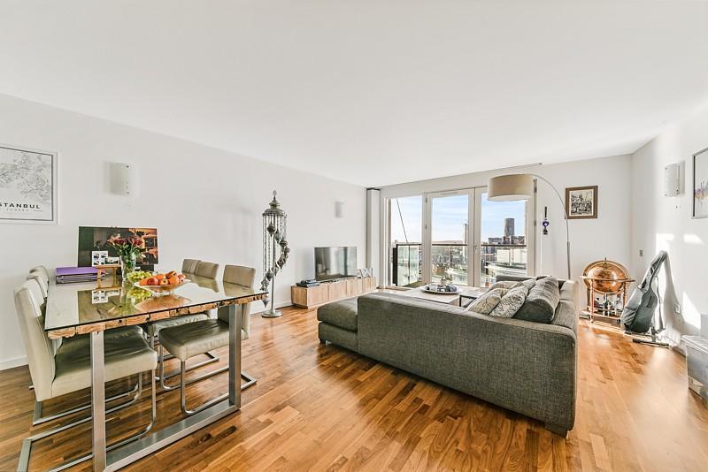 Main image of property: New Providence Wharf, Fairmont Avenue, Nr Canary Wharf, London, E14