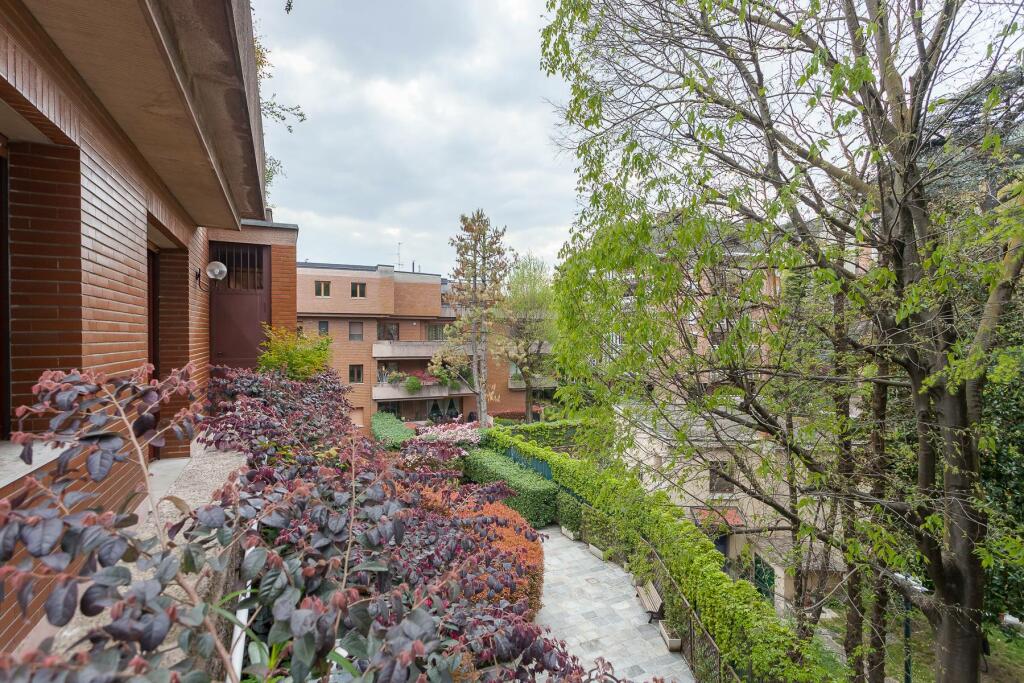 3 bedroom apartment for sale in Lombardy, Milan, Milano, Italy