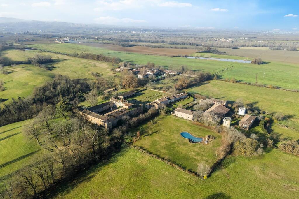 Main image of property: Emilia-Romagna, Piacenza, Agazzano