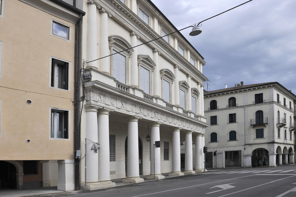 10 bedroom block of apartments for sale in Vicenza, Vicenza, Italy