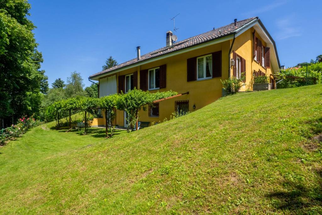 6 bedroom villa for sale in Piedmont, Turin, Turin, Italy