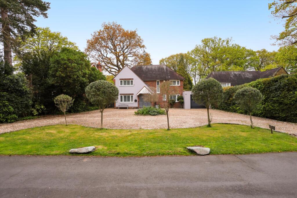 Main image of property: Dartnell Avenue, West Byfleet, Surrey, KT14