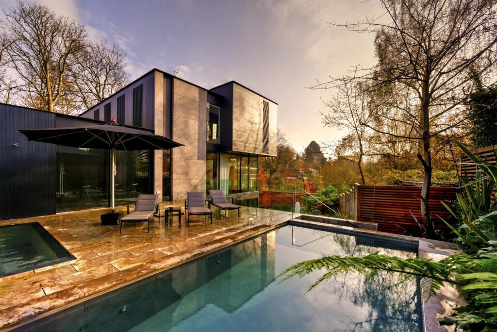 Main image of property: Fitzroy Park, London, N6