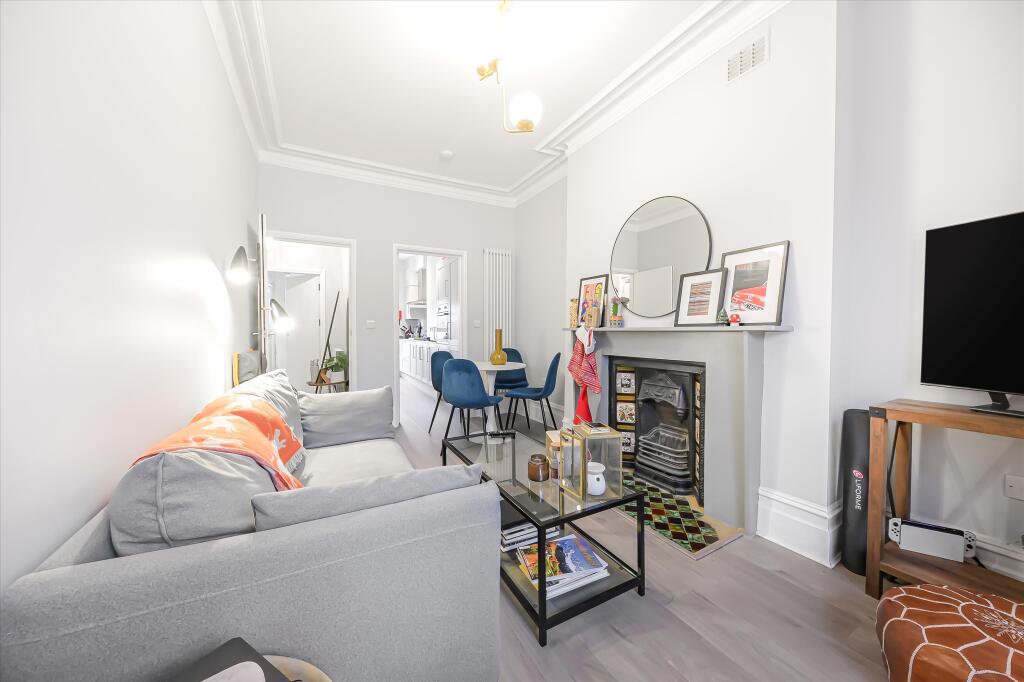 Main image of property: Rosslyn Hill, London, NW3