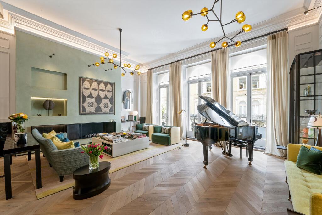 Main image of property: De Vere Gardens, Kensington, London, W8