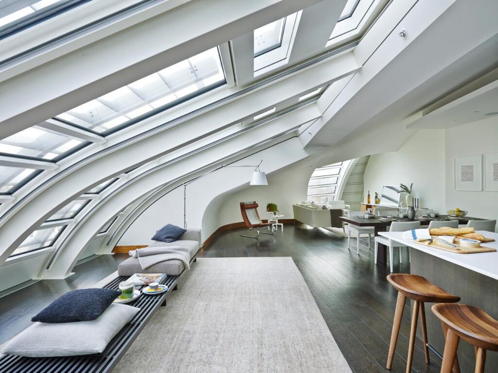 Main image of property: North Row, Mayfair, London, W1K