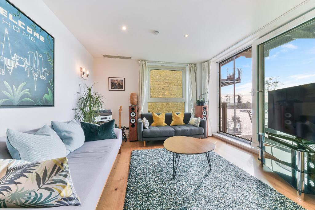 Main image of property: Cinnabar Wharf East, Wapping High Street, London, E1W