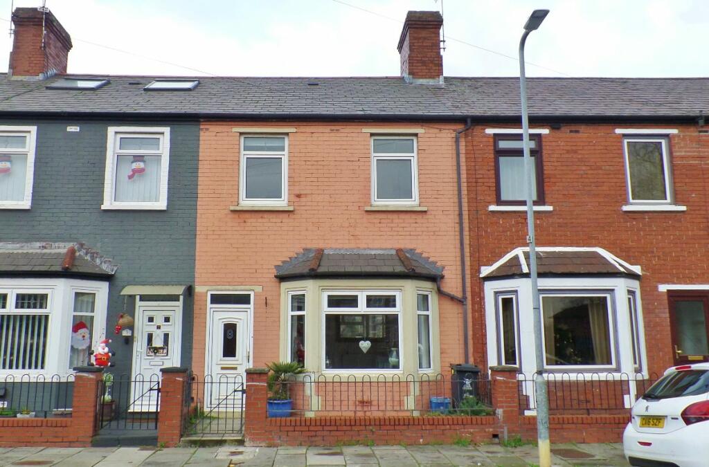 3 bedroom terraced house for sale in Hinton Street, Cardiff, CF24