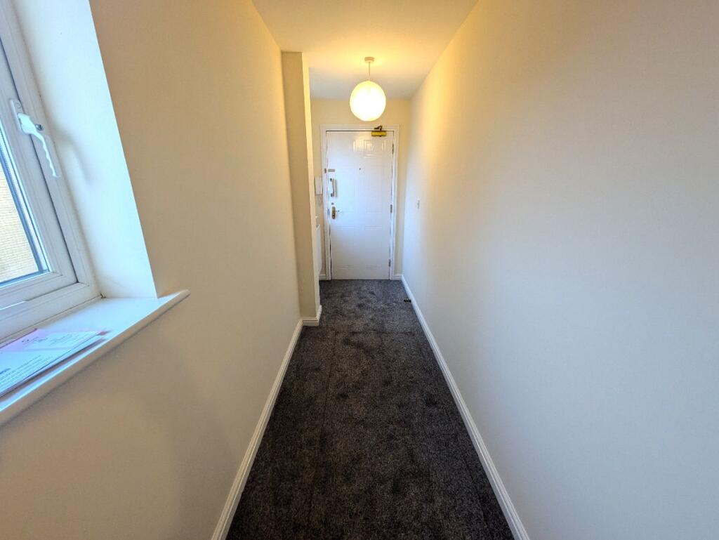Additional property image - Third Floor Apartment, Glan Y Mor, Y Rhodfa, Barry, CF63 4BB