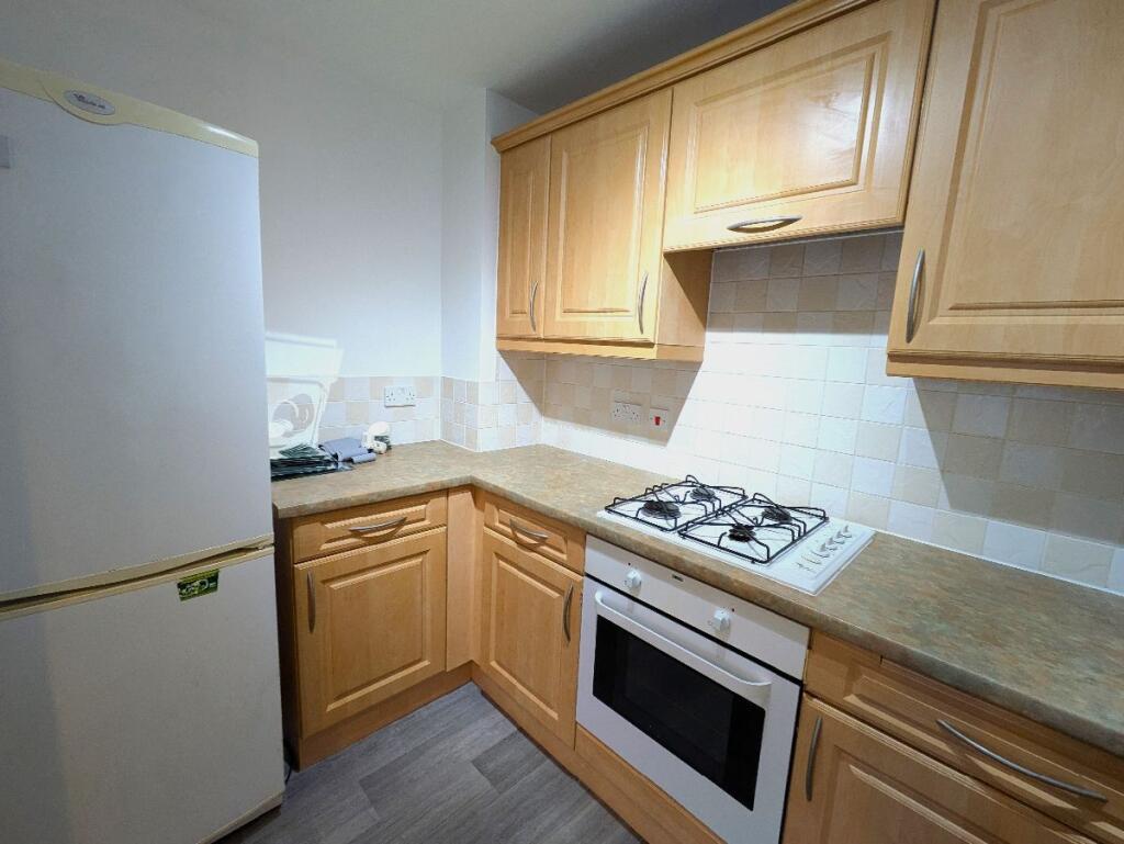 Additional property image - Third Floor Apartment, Glan Y Mor, Y Rhodfa, Barry, CF63 4BB