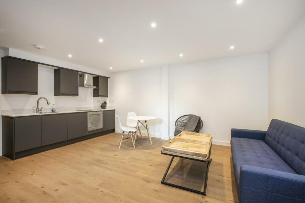 1 bedroom flat for rent in Elm Grove, Wimbledon, London, SW19