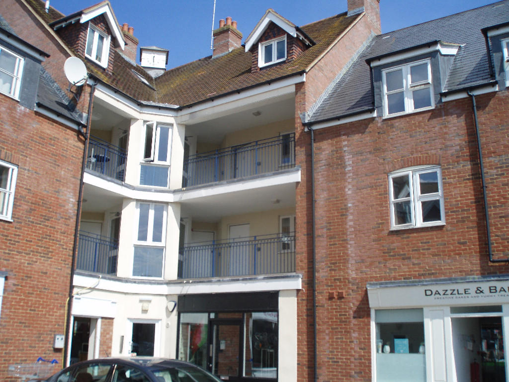 Main image of property: Stonehenge Walk,Amesbury,SP4