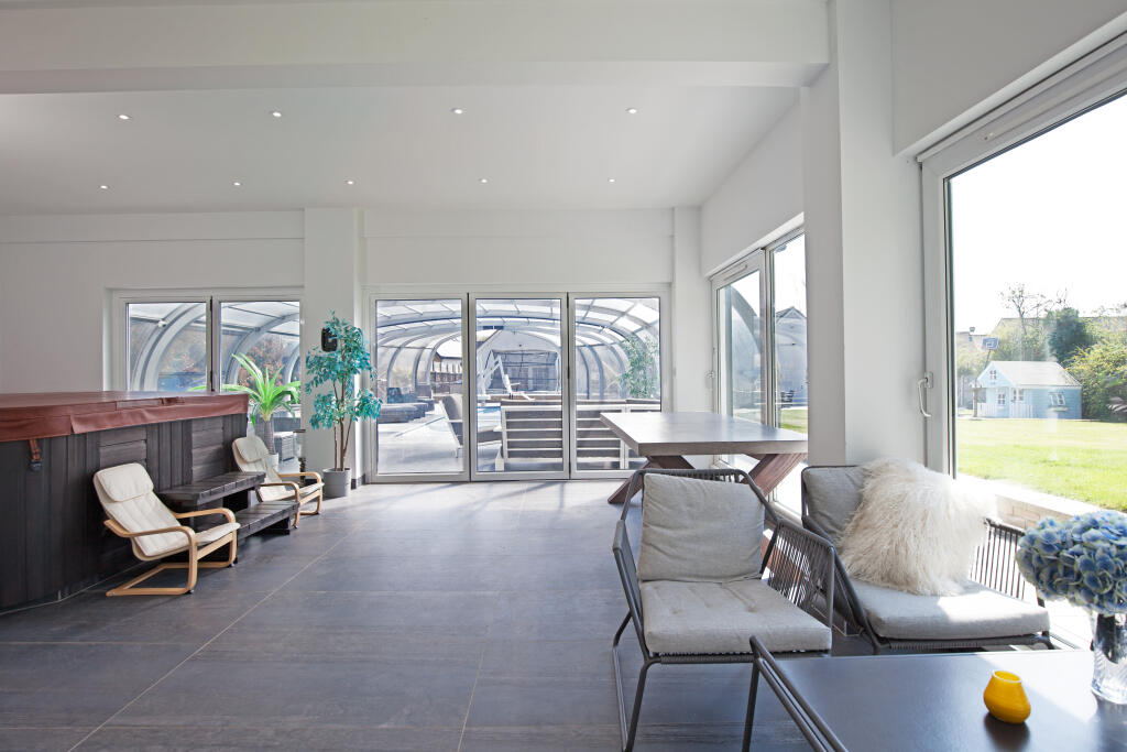 Additional property image - Glebe Road, Ramsden Bellhouse, Billericay