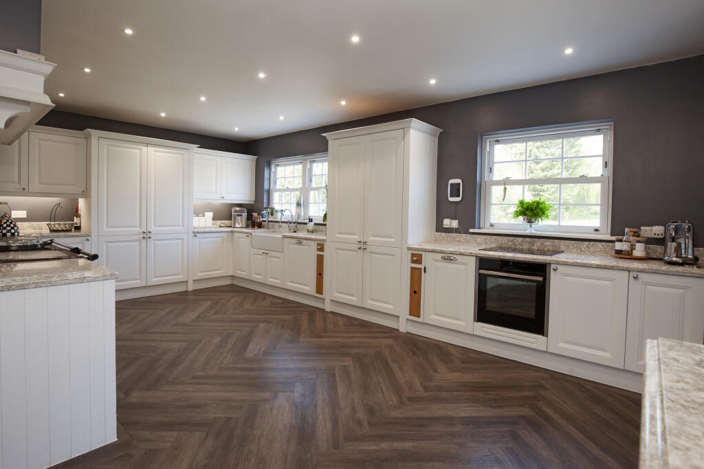 Additional property image - Glebe Road, Ramsden Bellhouse, Billericay